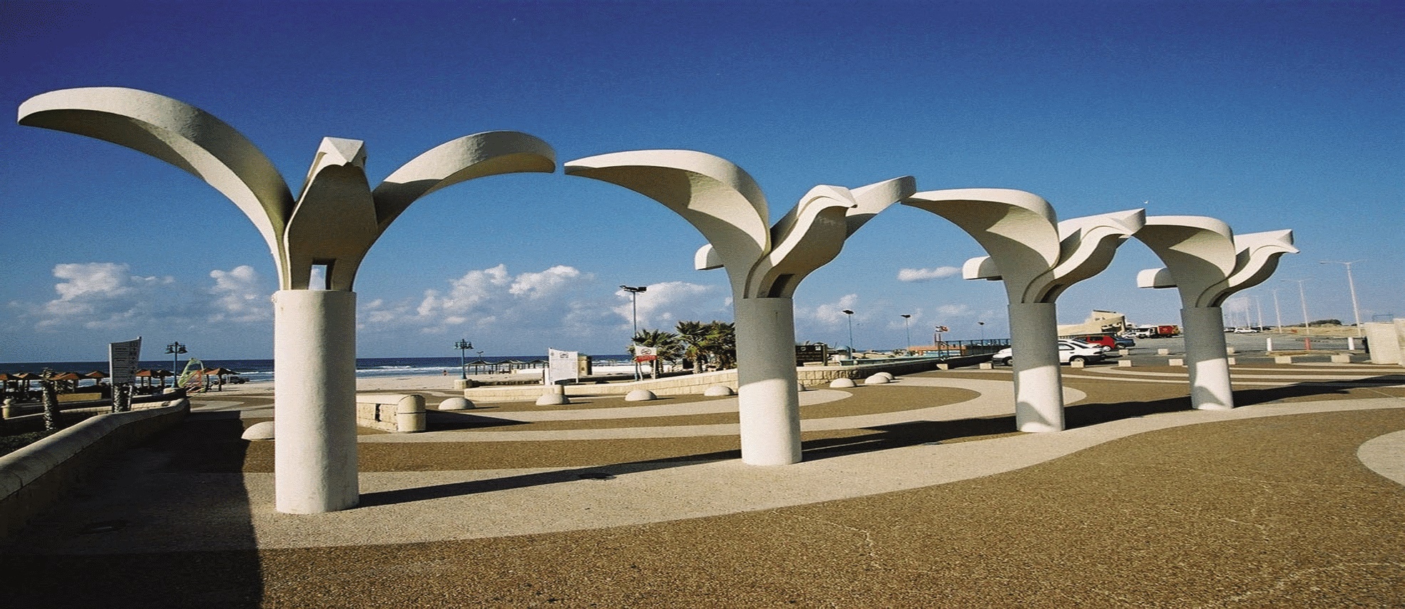 Rishon-le-zion famous statue